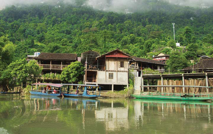 3 day trip in ba be lake pac ngoi village
